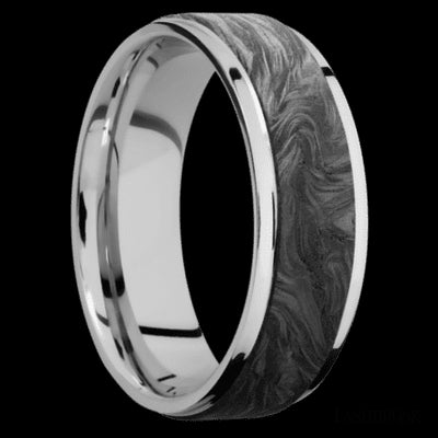 7 mm wide/Flat Grooved Edges/Cobalt Chrome band with one 5 mm Raised Centered inlay of Forged Carbon Fiber.