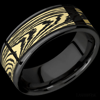 8 mm wide/Flat/Zirconium band with one 6 mm Centered inlay of 14K Yellow Gold with a laser carved Woodgrain pattern.